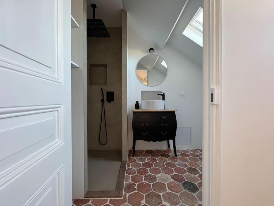 Sur Les Toits De Fontainebleau - Hypercentre Apartment Exterior photo